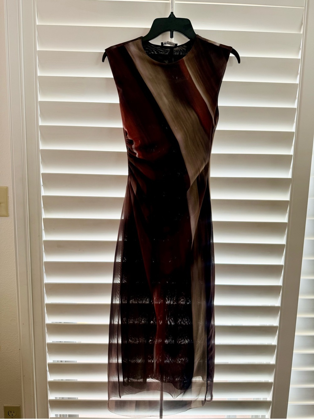 Zara Sleeveless Ombre Midi Dress in Brown and Cream